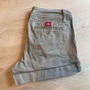 Dickies Khaki Shorts